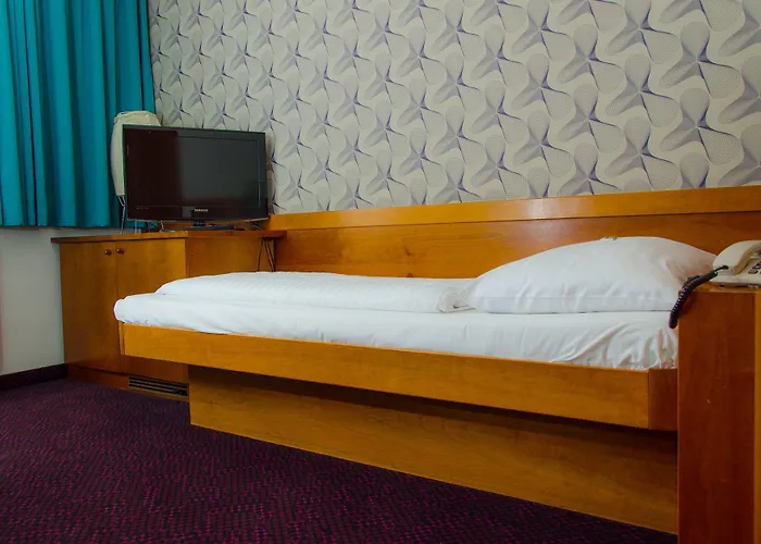 Gilbert Hotel 4*