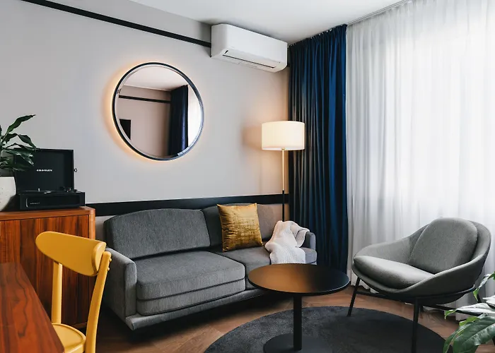Gilbert Hotel
