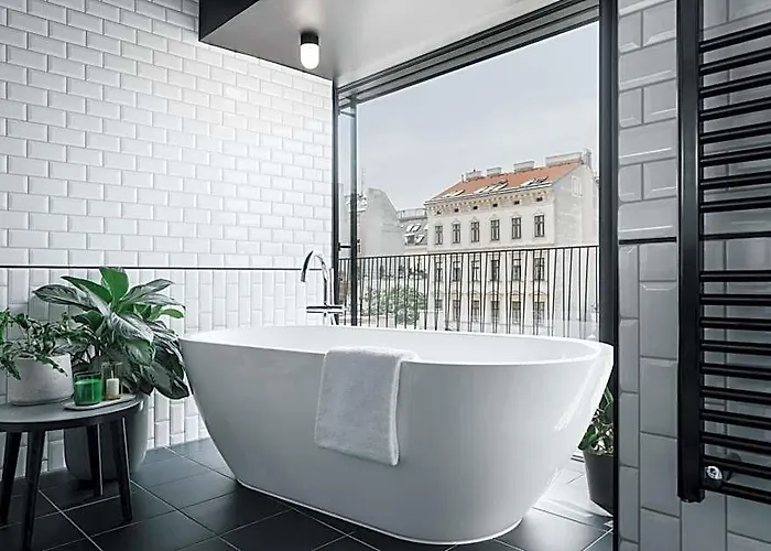 Gilbert Hotel 4*